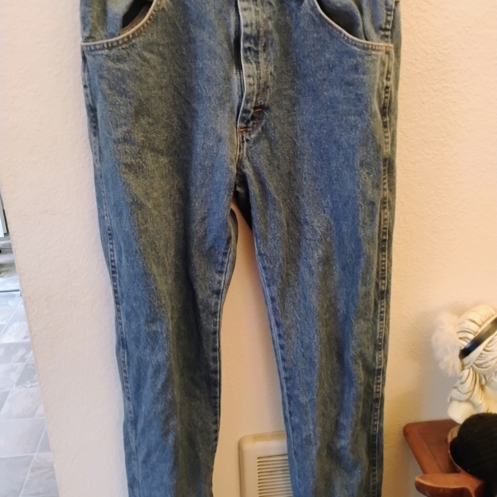 Rustler Men's Relaxed Fit Denim Jeans